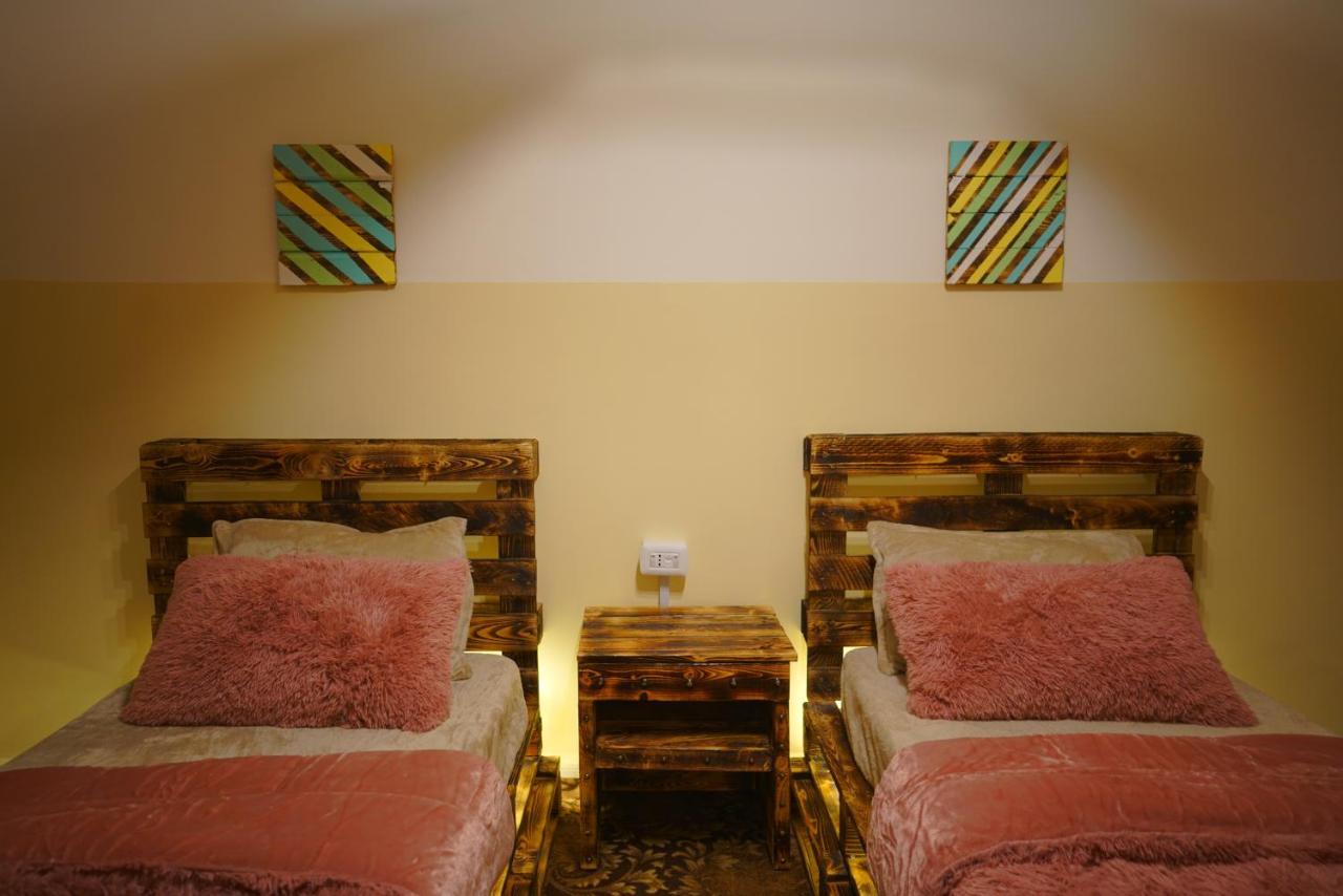 Petra Wooden House Apartment Wadi Musa Exterior foto